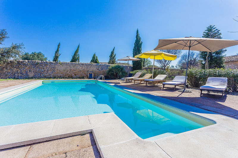 Villa rustique à Consell avec piscine privée et wifi