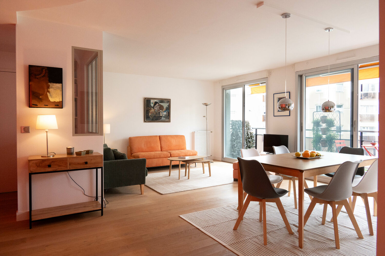 Family, &, Business, Apt, in, Heart, of, Paris, 15th