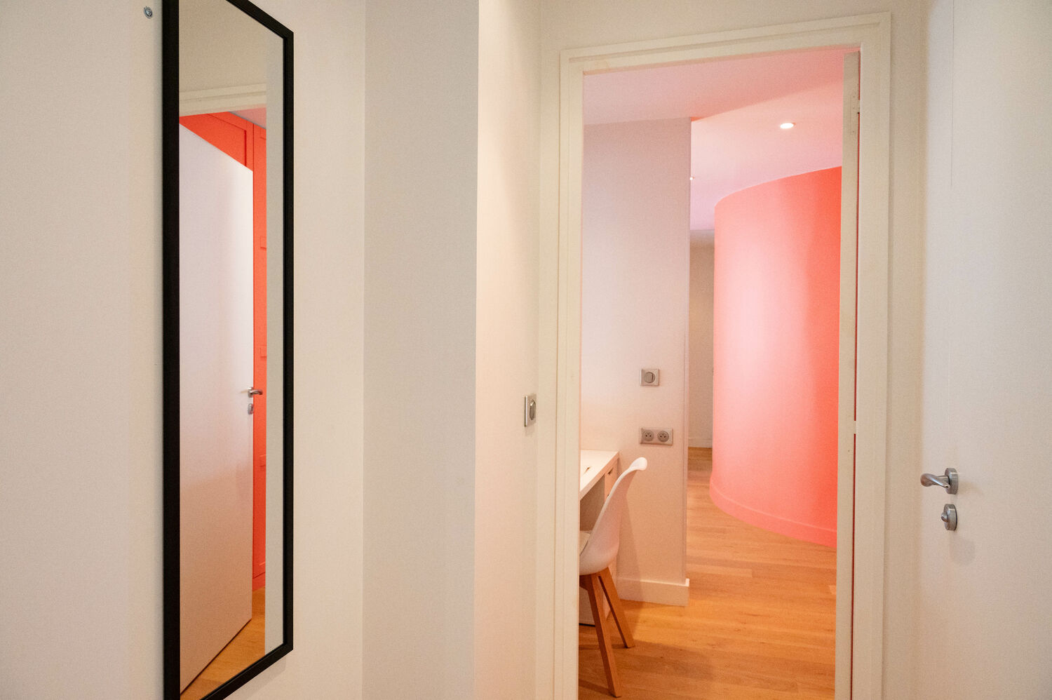 Family, &, Business, Apt, in, Heart, of, Paris, 15th
