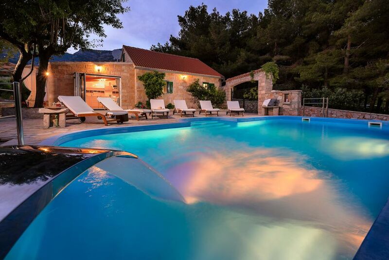 Luxury Villa Zlatni Rat with pool at the beach